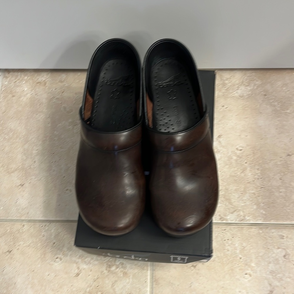 Dansko Pro Cabrio clog